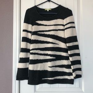 Gianni Bini Sweater- perfect for fall!